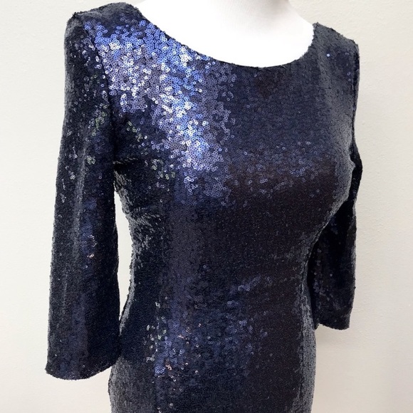 ❤️Lulu’s Navy Blue Sequin Holiday Dress - Picture 4 of 8